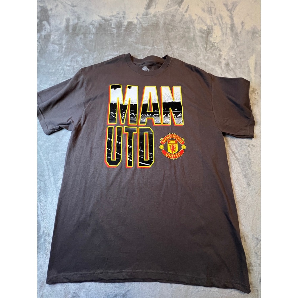 Manchester United Official Merchandise T-Shirt Mens XL Gray Man Utd Graphic Tee‎